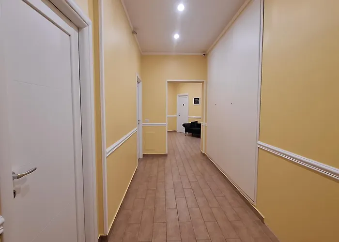 Гостевой дом Residenze Serventi Longhi 4*