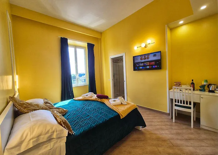 Residenze Serventi Longhi Гостевой дом 4*