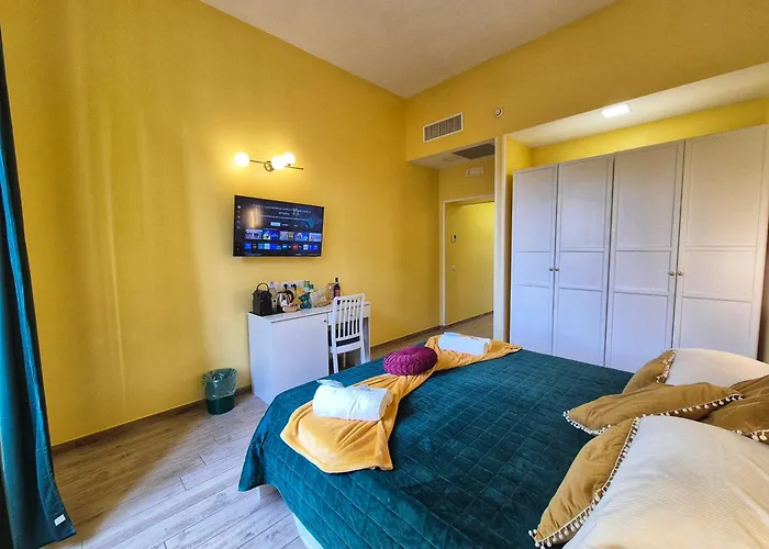 Residenze Serventi Longhi Гостевой дом Рим