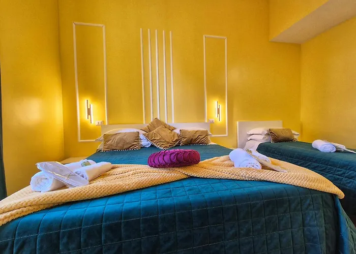 Residenze Serventi Longhi 4*