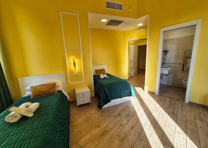 Residenze Serventi Longhi 4*