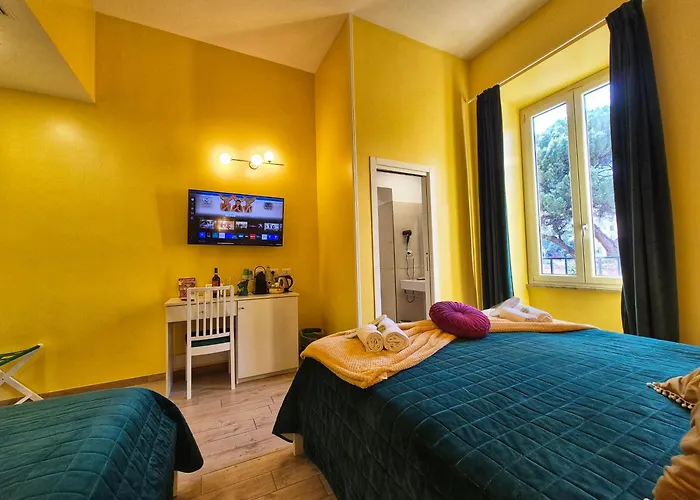 Гостевой дом Residenze Serventi Longhi 4*