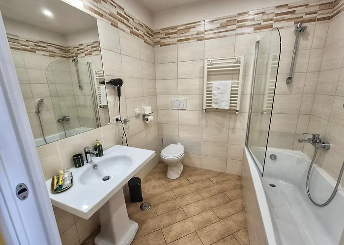Residenze Serventi Longhi